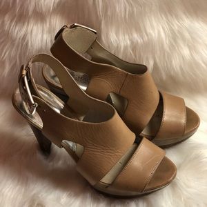 Michael Michael Kors Nude Platform Heels sz 8.5